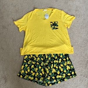 NWT. Hotouch - Lemon PJ set. Size XL.
